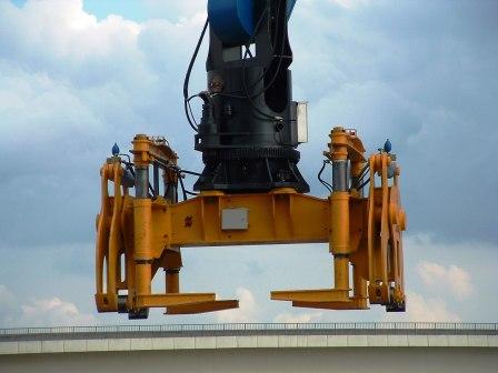 Hydraulic Slab Tong with Safety for Ship loading Cap.40t